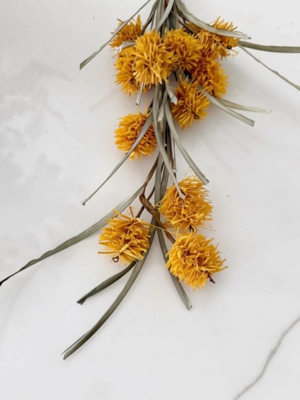 Set of 5 Artificial Thistle Flower Stems – Fall Colors
